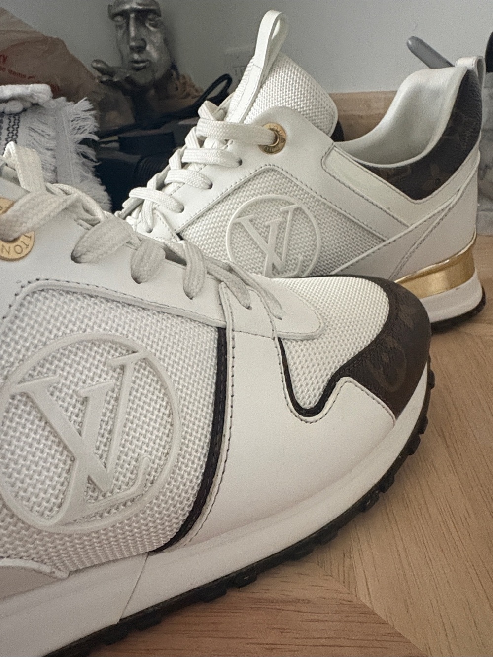 Louis Vuitton Runaway Sneakers 🔥 - Picture 10 of 15